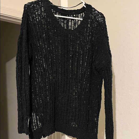 Volcom Women's Textured Black Sweater size medium - Picture 1 of 4